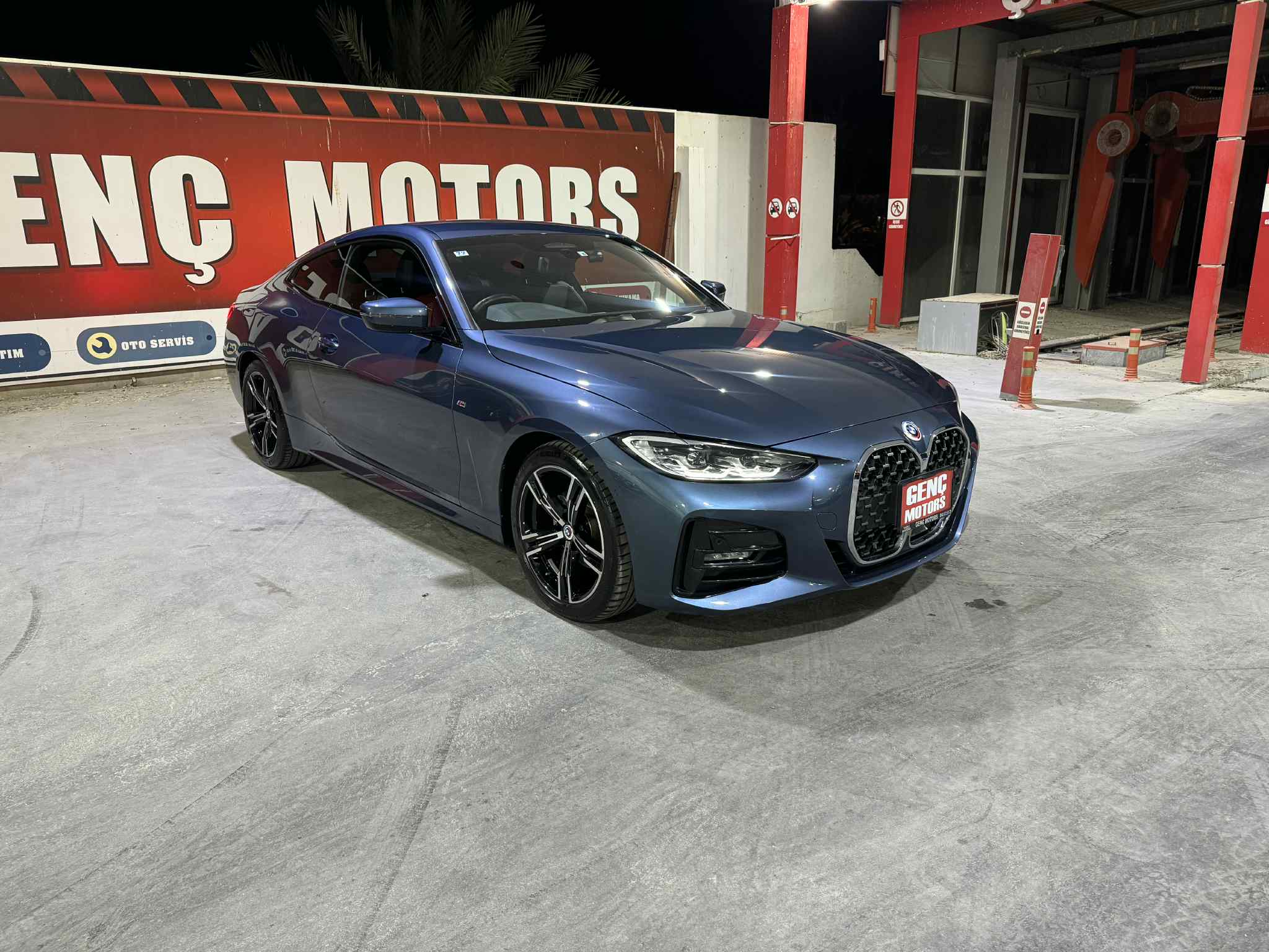 BMW 420İ COUPE M-SPORT 2023