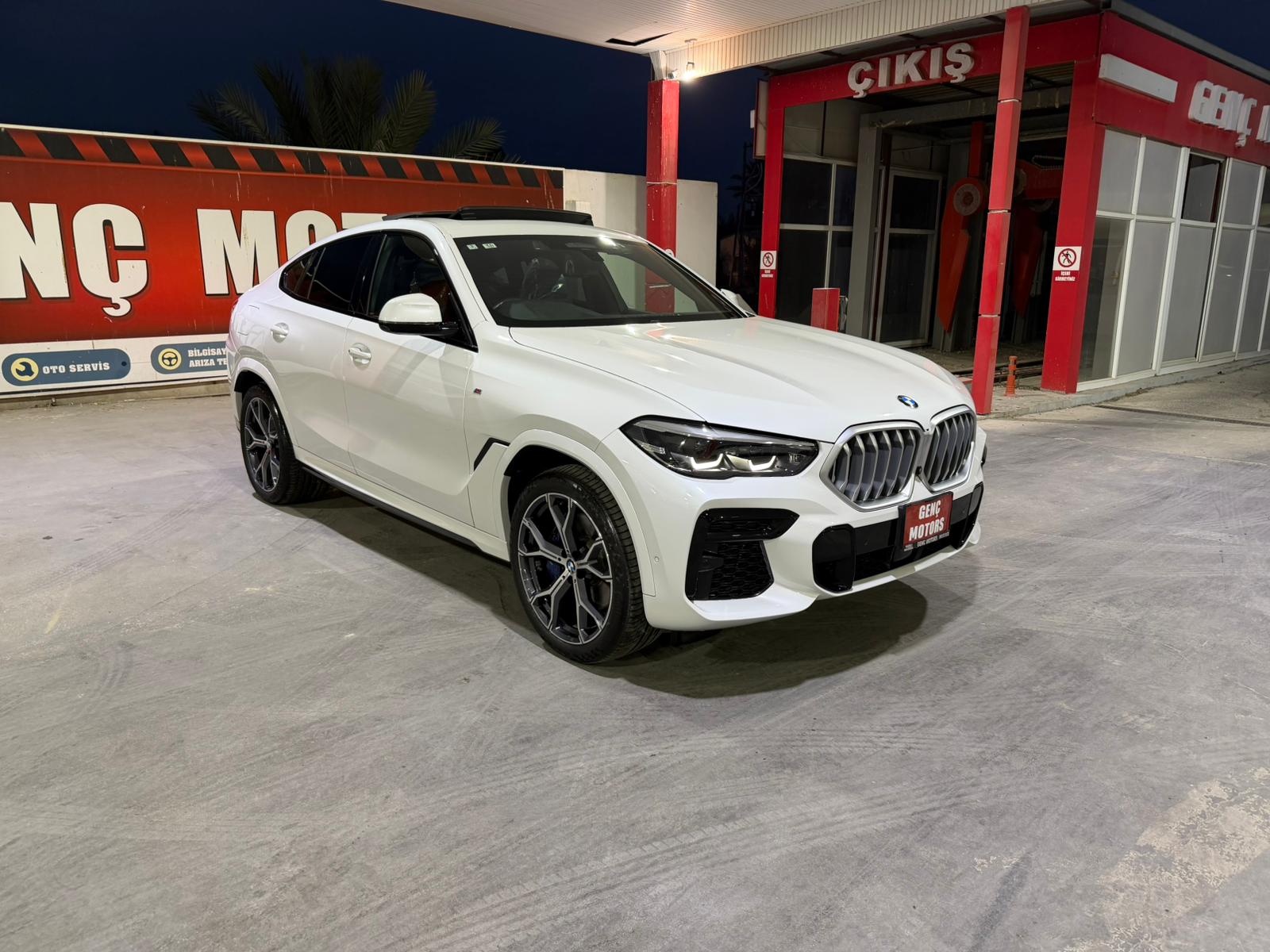 BMW X6 2022
